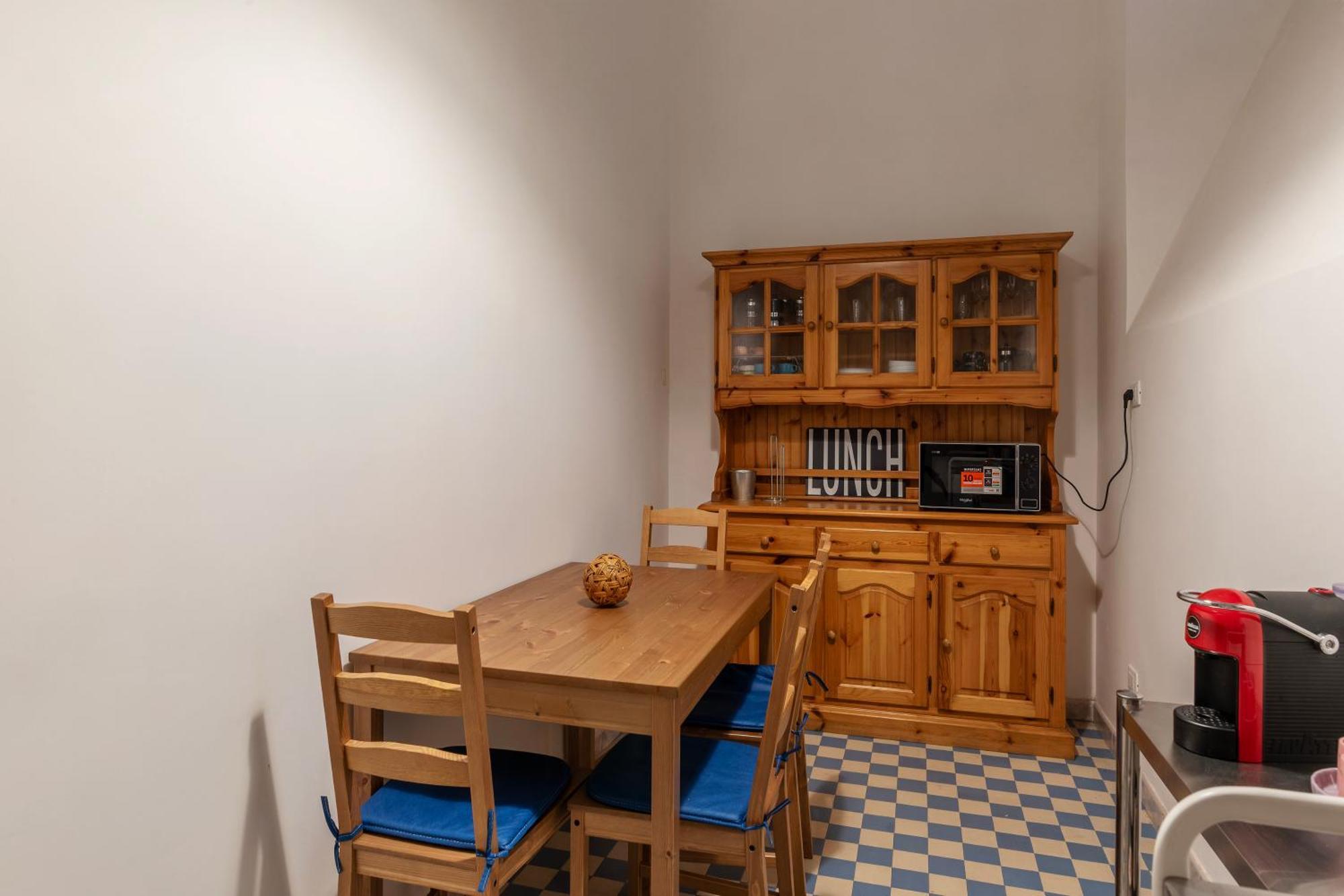 Piazza Nievo A Trastevere Cozy Apartamento Roma